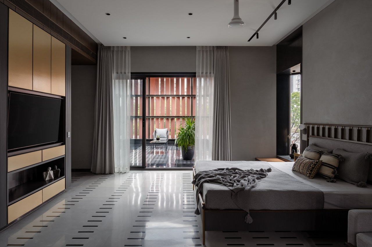 Residential bedroom lighting application